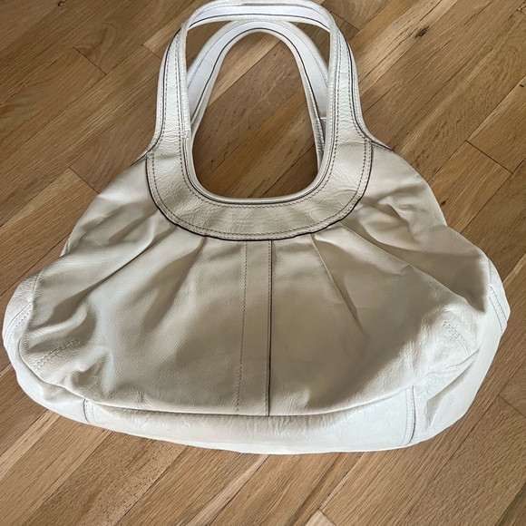 Coach off white leather purse - Picture 8 of 11